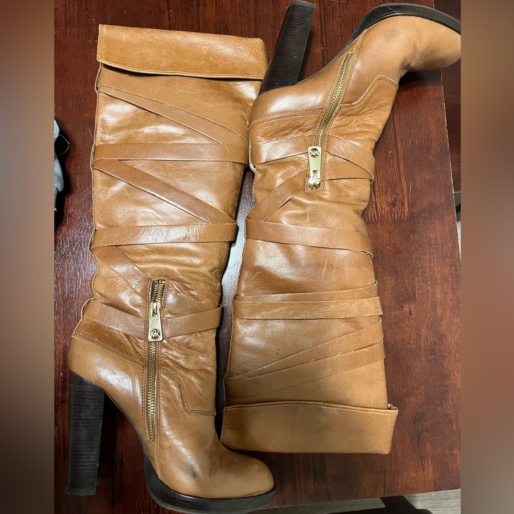 MICHAEL KORS BOOTS